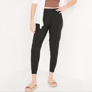 Old Navy Black Stretch Tech Jogger
